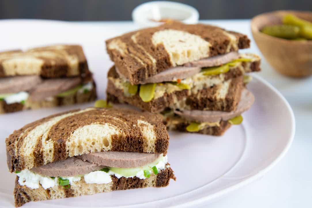 liverwurst sandwiches