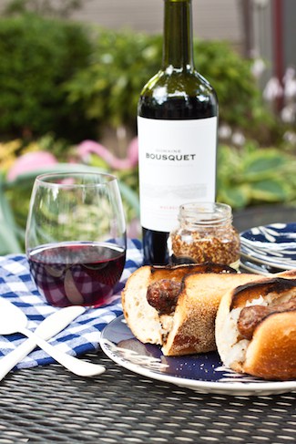 wine pairings for picnics and BBQs, via www.www.goodfoodstories.com