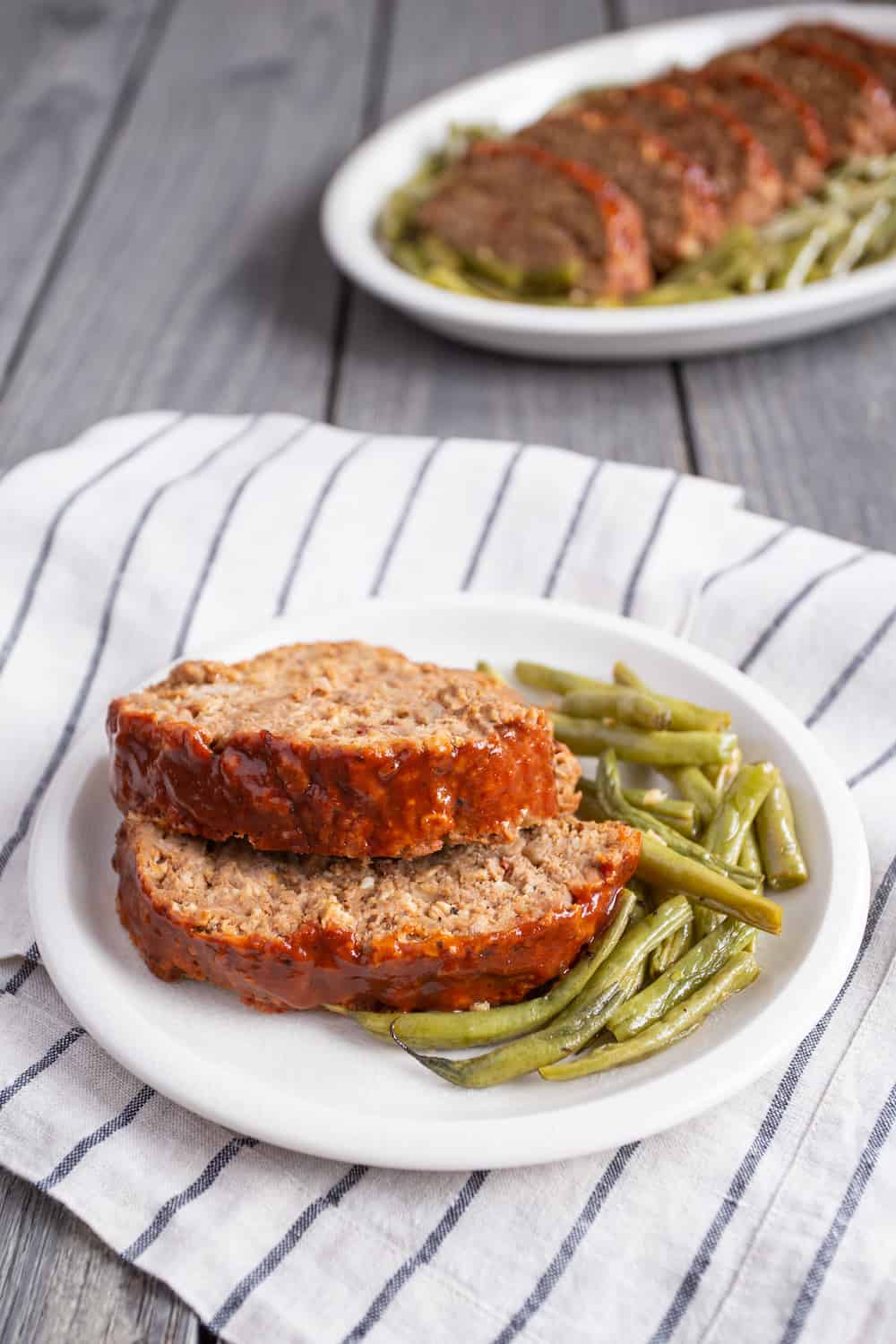 barbecue meatloaf and green beans