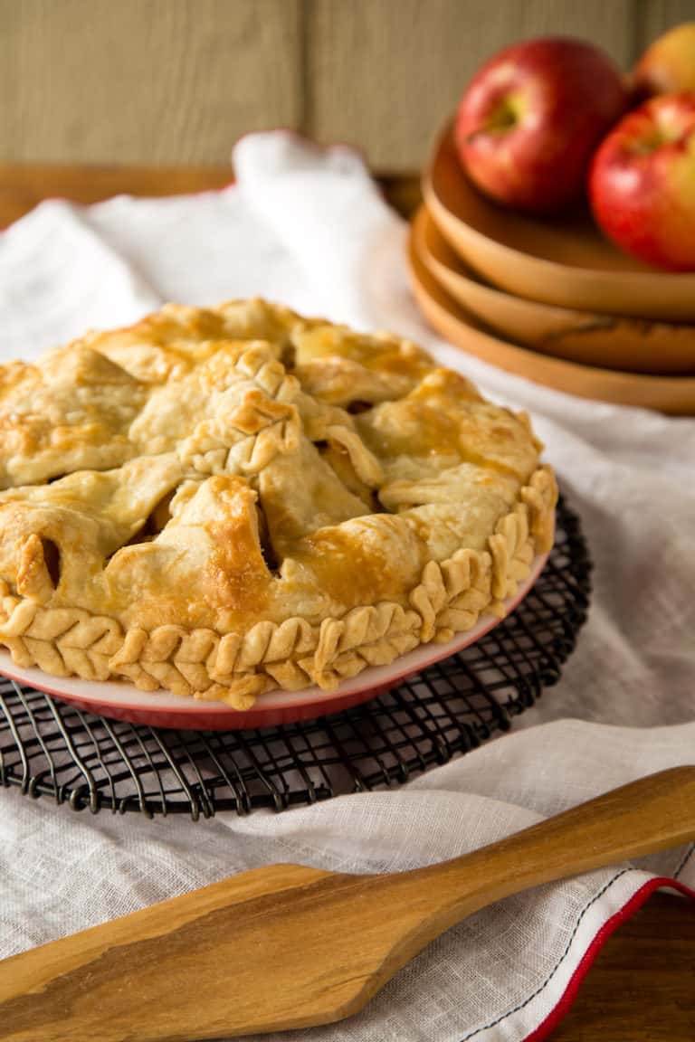 apple pie with brie and honey