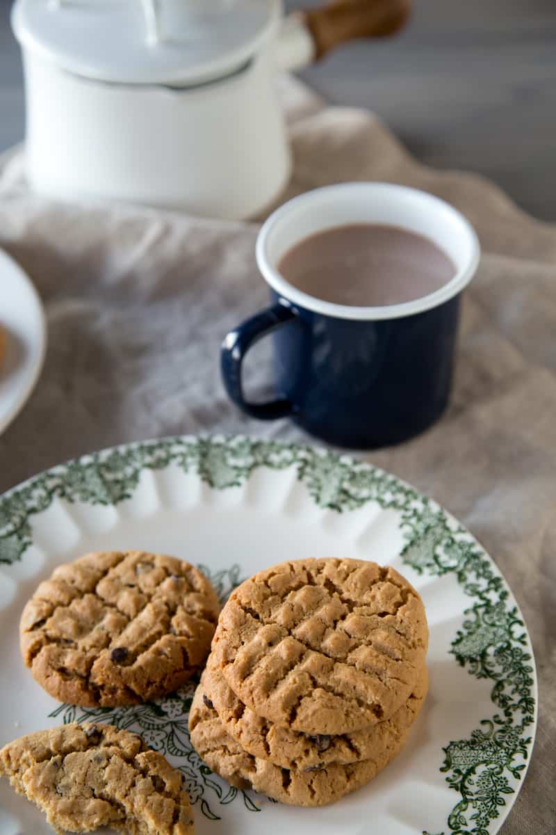 5-Ingredient Gluten-Free Peanut Butter Chocolate Chip Cookies