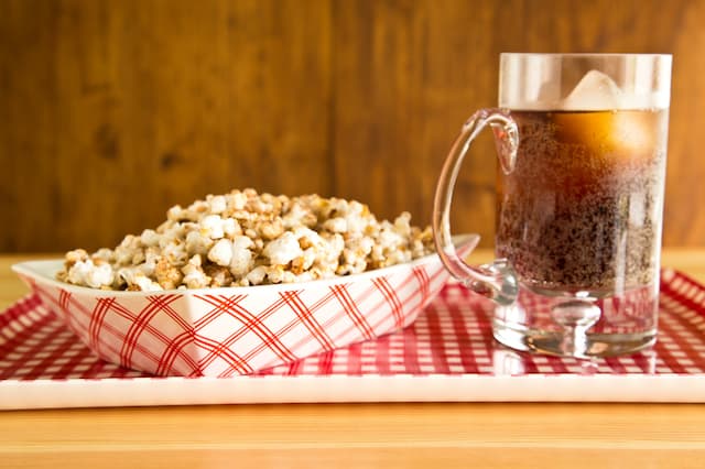 Spicy Kettle Corn with Cinnamon and Cayenne